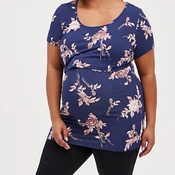 2\$30 🎉Host Pick🎉 NWT TORRID MATERNITY NURSING TOP - SUPER SOFT NAVY - Picture 6 of 6